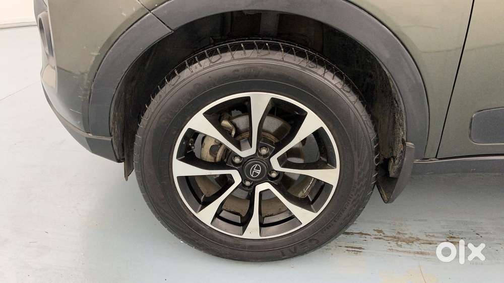 Tata Nexon 1.2 Revotron Xz Plus (s), 2020, Petrol