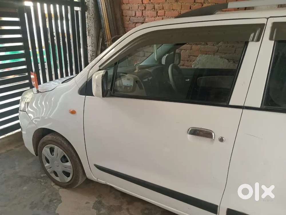 गाड़ी बेचना है