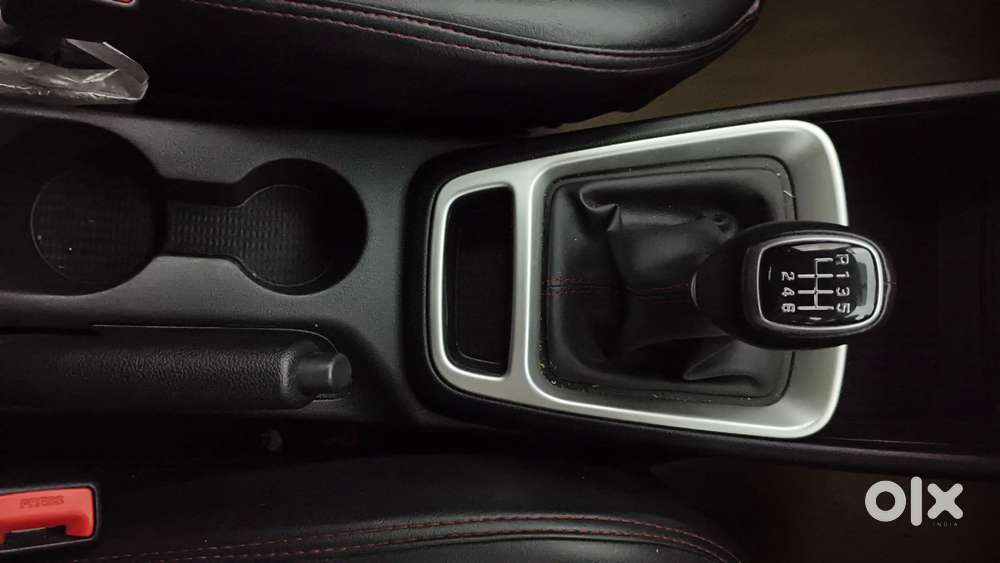 Hyundai Venue 1.0 Sx Turbo Imt Dual Tone Sport, 2021, Petrol