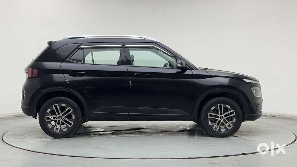 Hyundai Venue [2022-ongoing] 1.5 Crdi Sx, 2023, Diesel