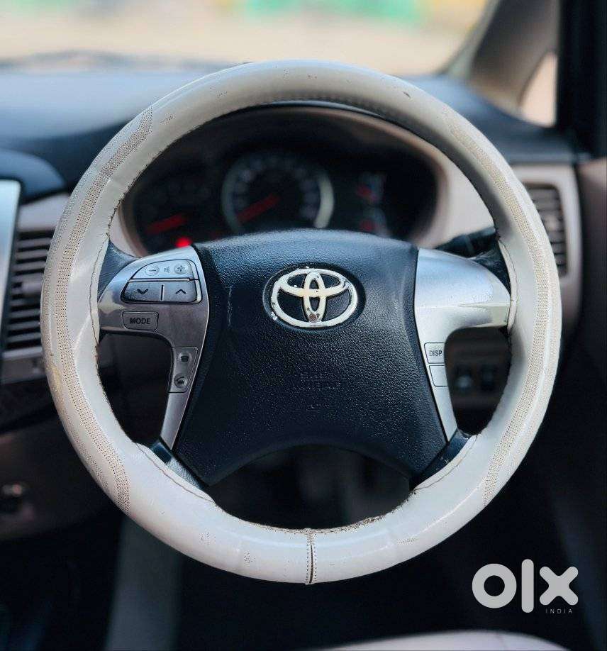 Toyota Innova 2.5 V 7 Str, 2015, Diesel