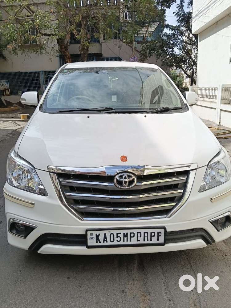 Toyota Innova 2.5 Zx 7 Str Bs-iv, 2014, Diesel