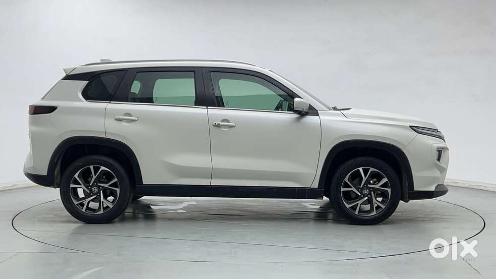 Toyota Urban Cruiser Hyryder 1.5 V Hybrid, 2023, Cng & Hybrids