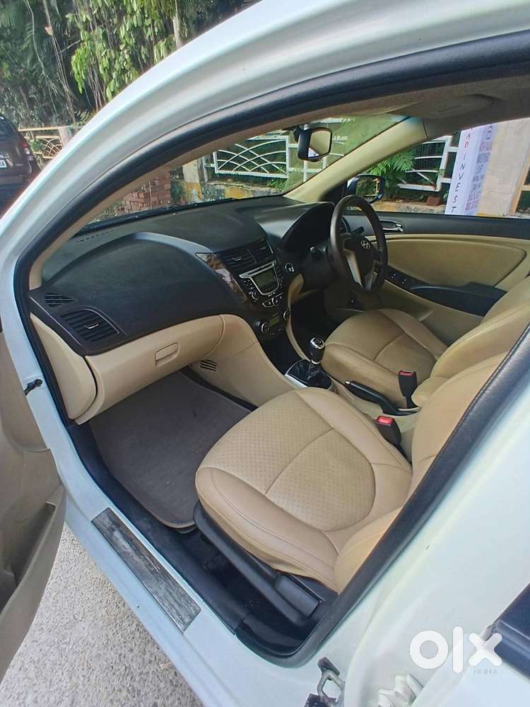 2013 Hyundai Verna Diesel 1.6 Sx (o) Crdi Mt