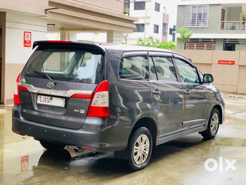 Toyota Innova 2.5 G 2015
