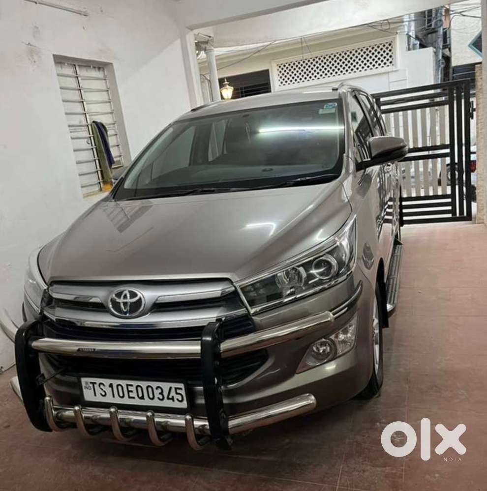 Toyota Innova Crysta 2018 Diesel Well Maintained