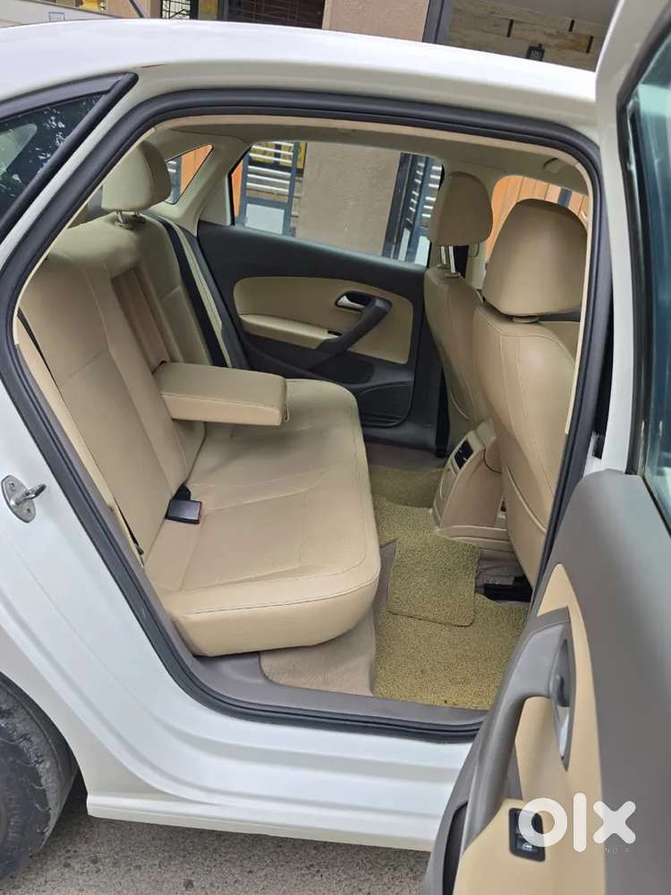 Volkswagen Vento 1.5 TDI Highline AT, 2016, Diesel