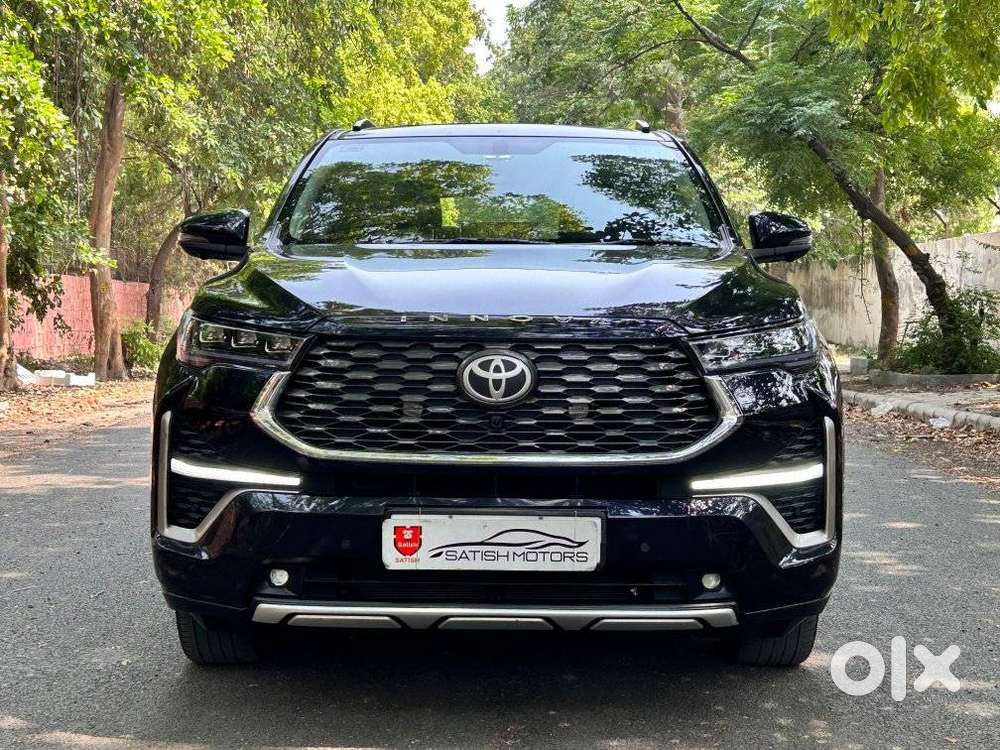 Toyota Innova Hycross 2.0 Zx Hybrid 7 Str, 2024, Petrol