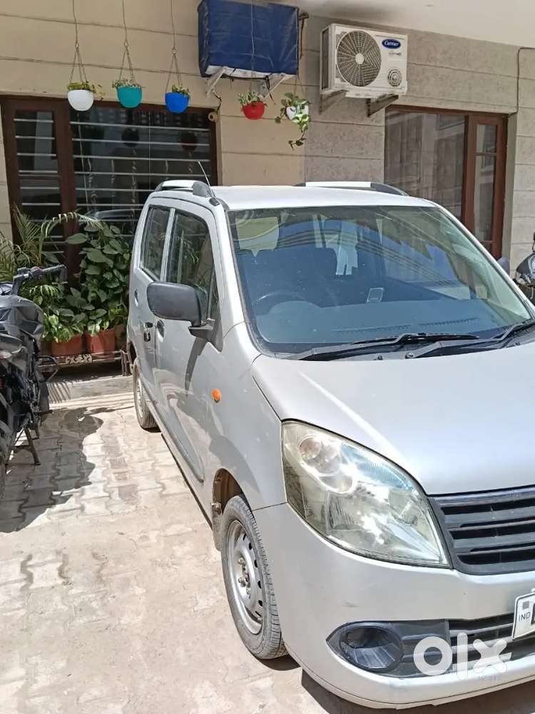 Maruti Suzuki Wagon R 2012 Petrol Well Maintained