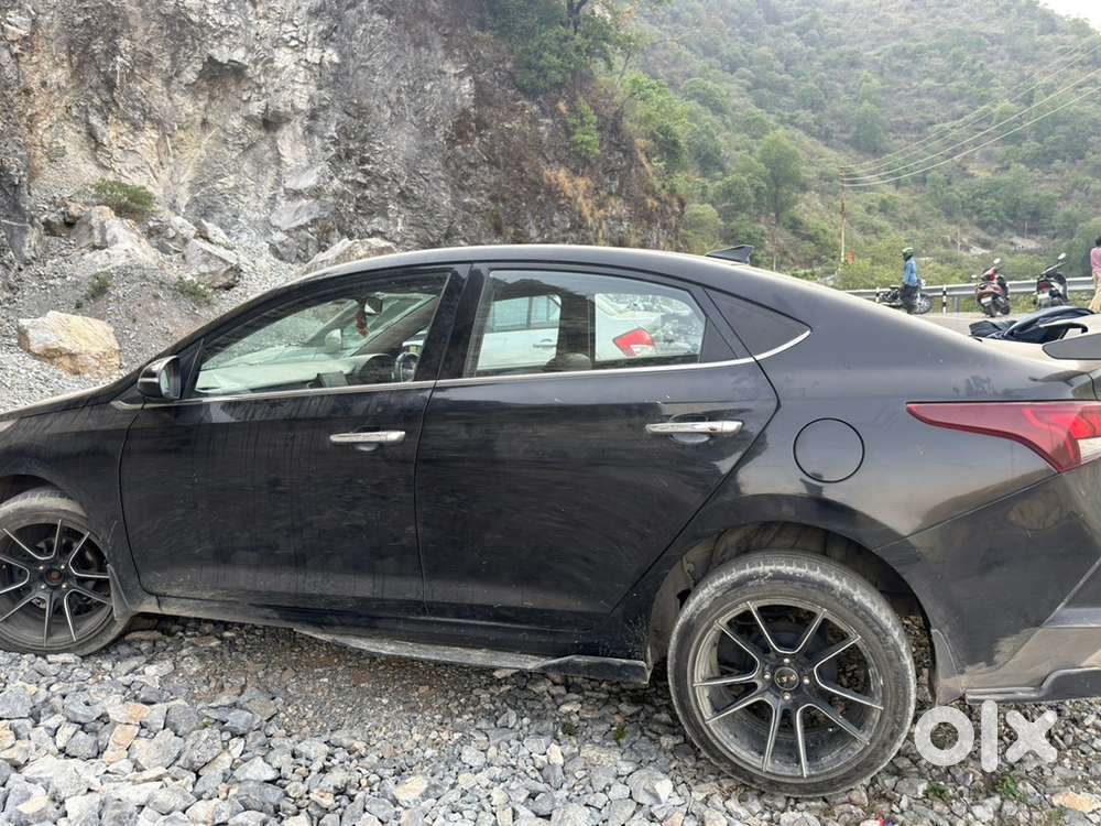 Hyundai Verna 2021 Km Driven