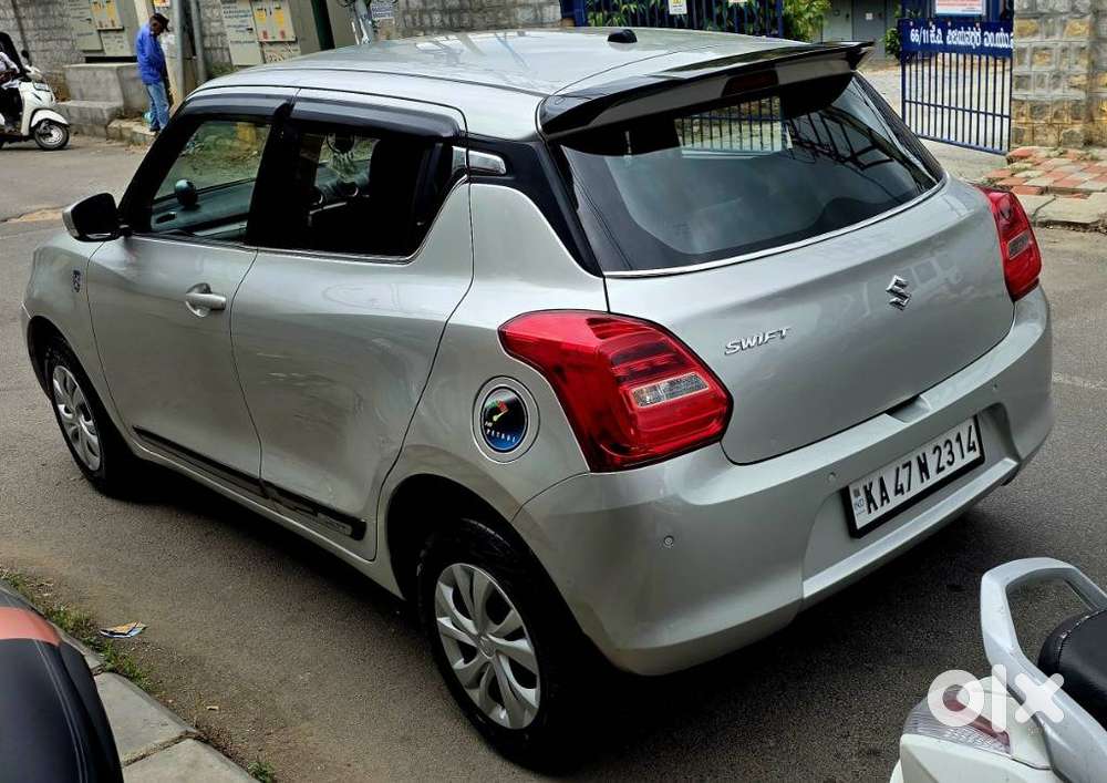 Maruti Suzuki Swift 1.2 Vxi (o), 2023, Petrol