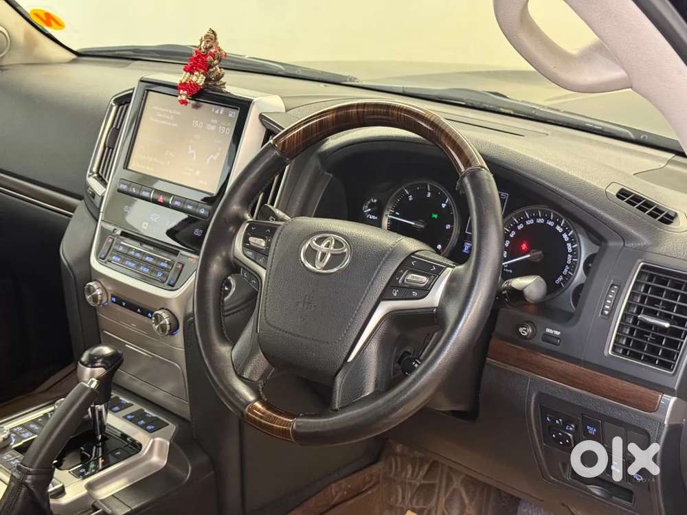 Toyota Land Cruiser [ ] 4.5 Vx Lc 200, 2017, Diesel