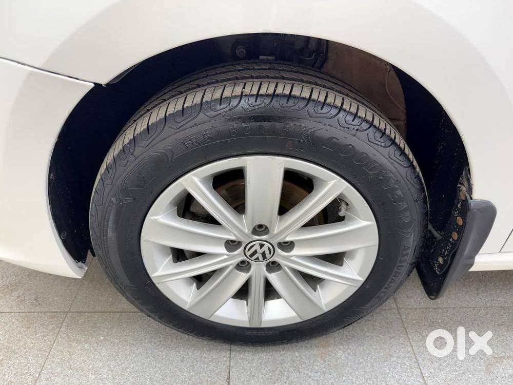 Volkswagen Vento 1.2 Tsi Comfortline At, 2016, Petrol