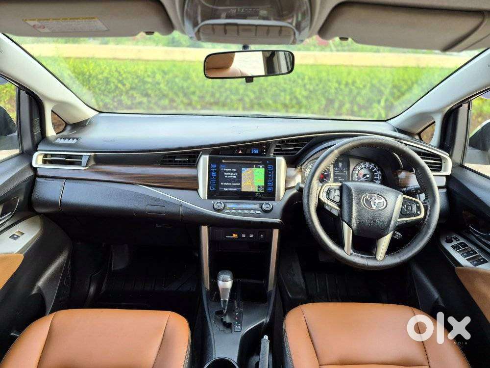 Toyota Innova Crysta 2.8 Zx At, 2016, Diesel