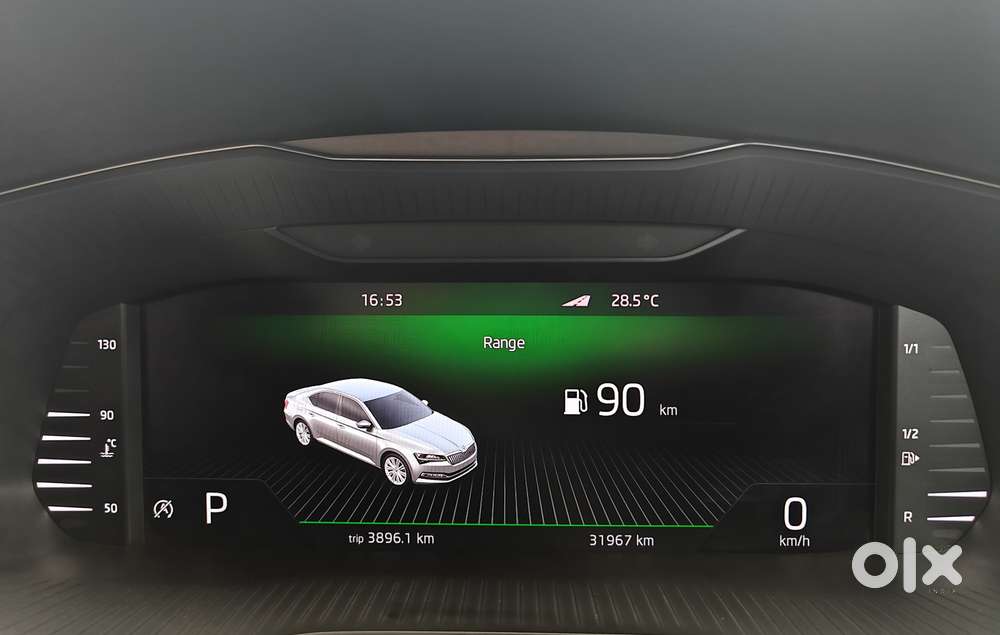 Skoda Superb 2.0 L&k Tsi At, 2024, Petrol