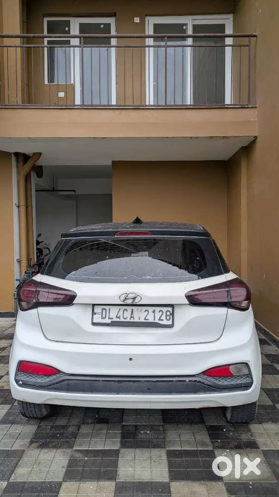 380000 Only - Urgent Sell - 2018 Hyundai Elite I20 Magna