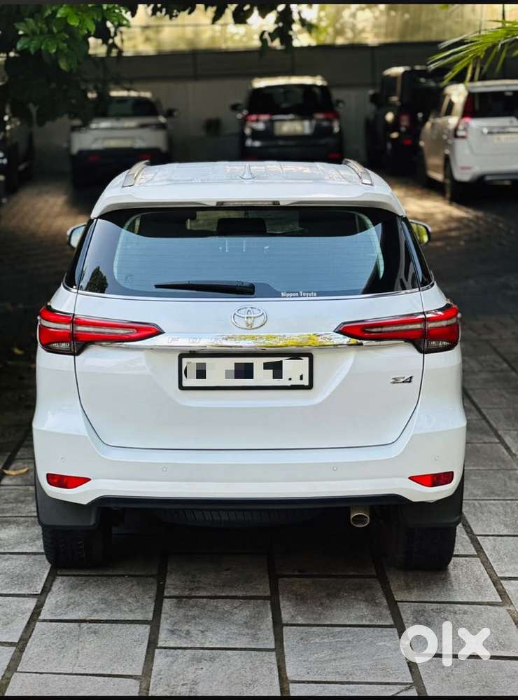 Toyota Fortuner 4x4 At 2.8 Diesel, 2023, Diesel