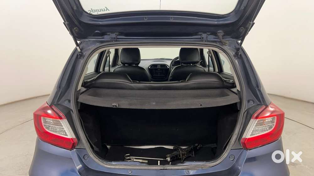 Tata Tiago 1.2 Revotron Xt Option, 2021, Petrol