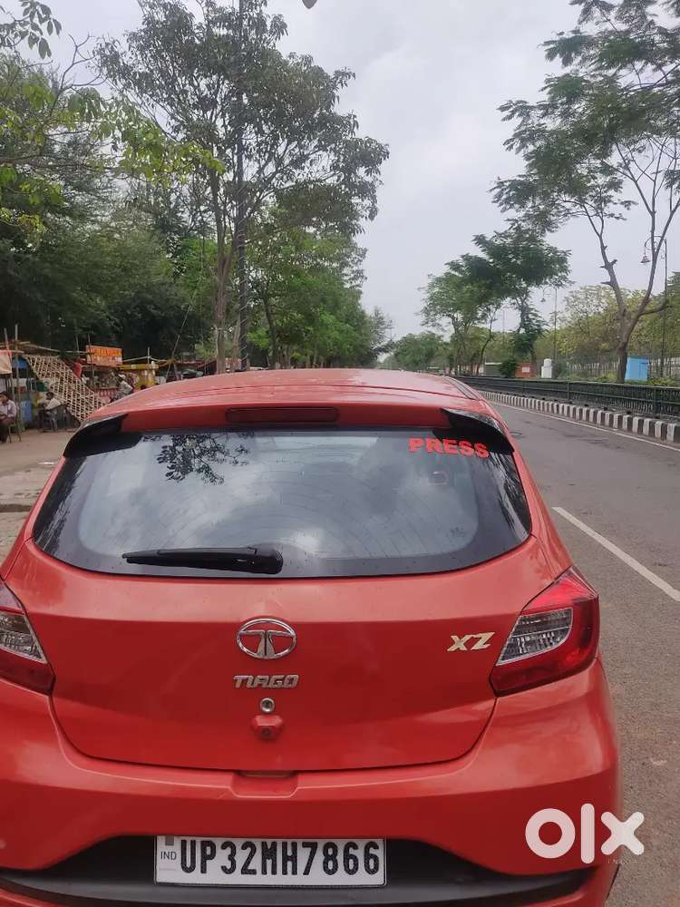 Tata Tiago 202 Petrol Well Maintained Red Colour