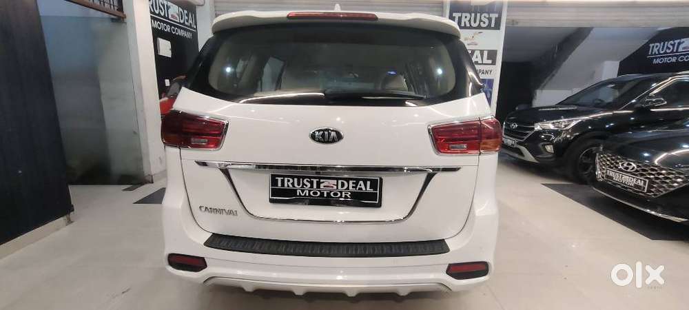 Kia Carnival Premium, 2020, Diesel
