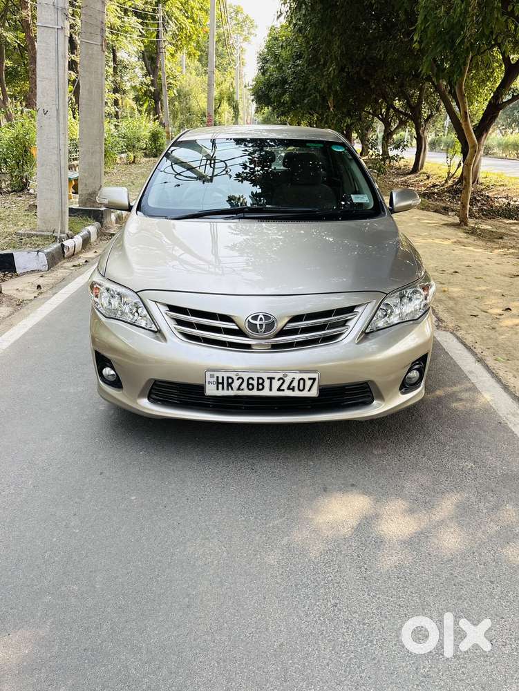 Toyota Corolla Altis 1.8 Sportz, 2012, Petrol