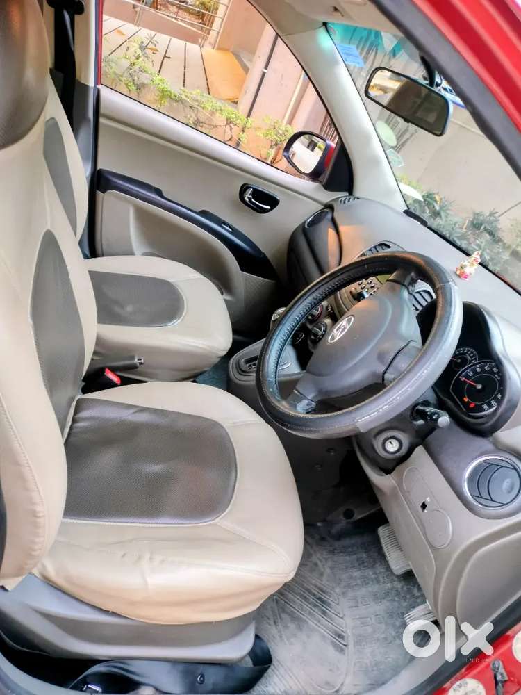 Hyundai I10 Sportz 1.2 At (kappa2) – Automatic Car In Great Condition