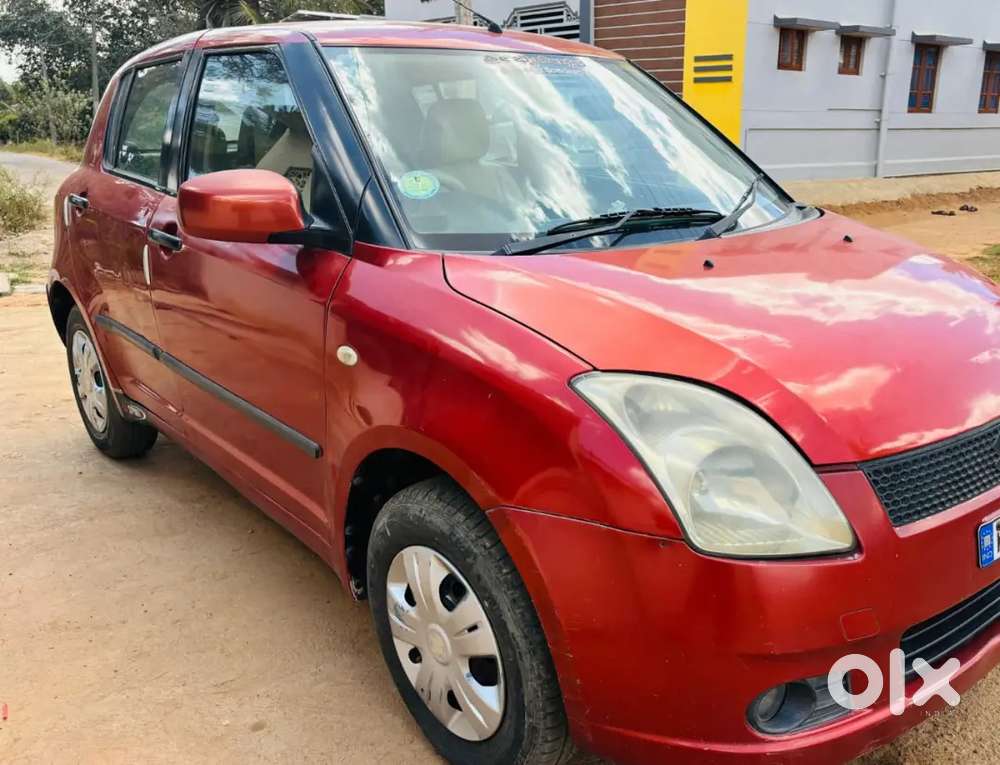 Maruti Suzuki Swift 2011 Petrol 80000 Km Driven