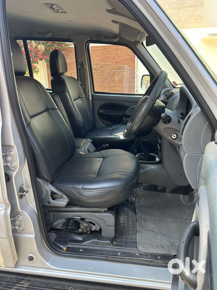 Mahindra Scorpio 2002-2013 2.6 Glx, 2004, Diesel