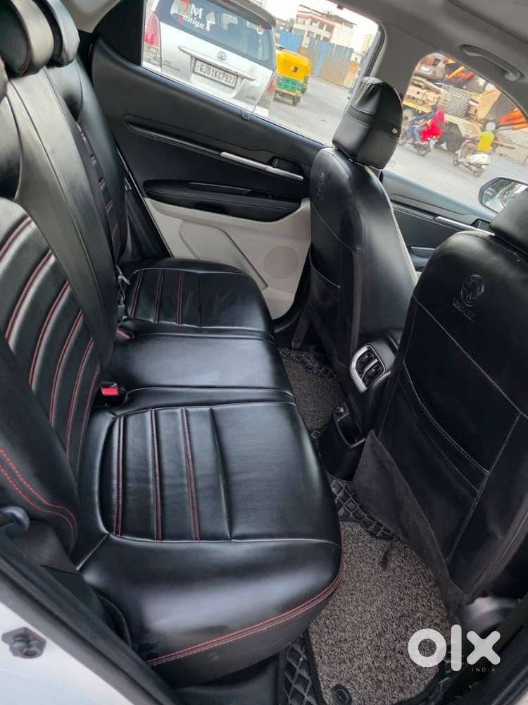 Kia Sonet Hte G, 2023, Petrol
