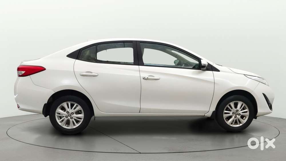 Toyota Yaris G Cvt, 2020, Petrol