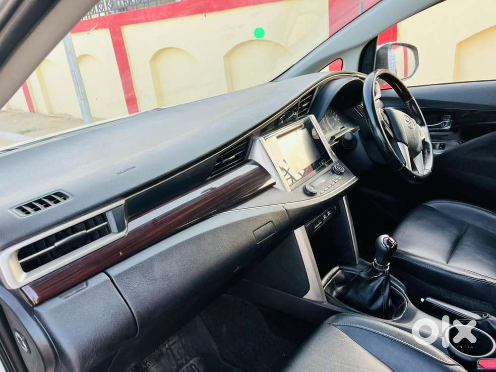 Toyota Innova Crysta 2019 Diesel Well Maintained