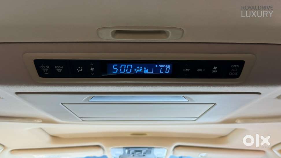 Toyota Vellfire, 2021, Petrol