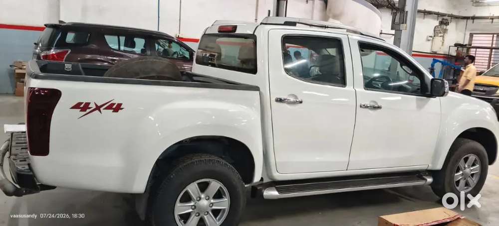 Isuzu V-cross 4x4 2017 Well Maintained,fancy Number