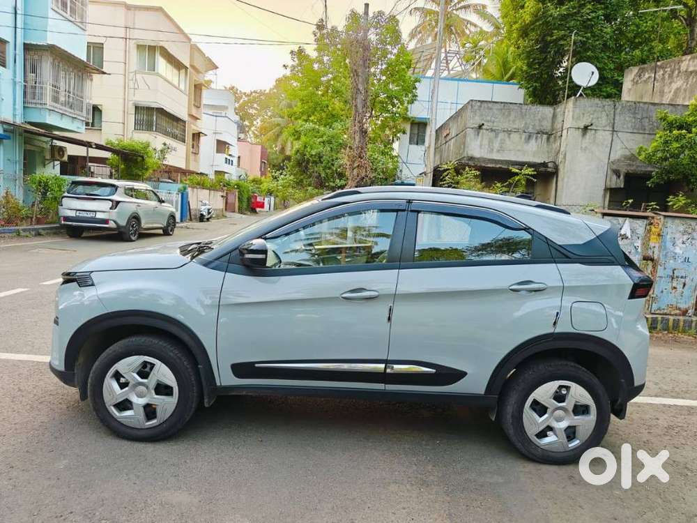 Tata Nexon Pure 1.2 S Revotron Petrol 6 Mt, 2025, Petrol