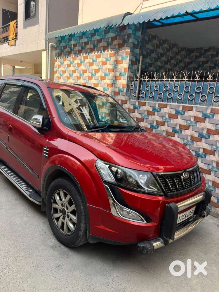 Mahindra Xuv 500 At
