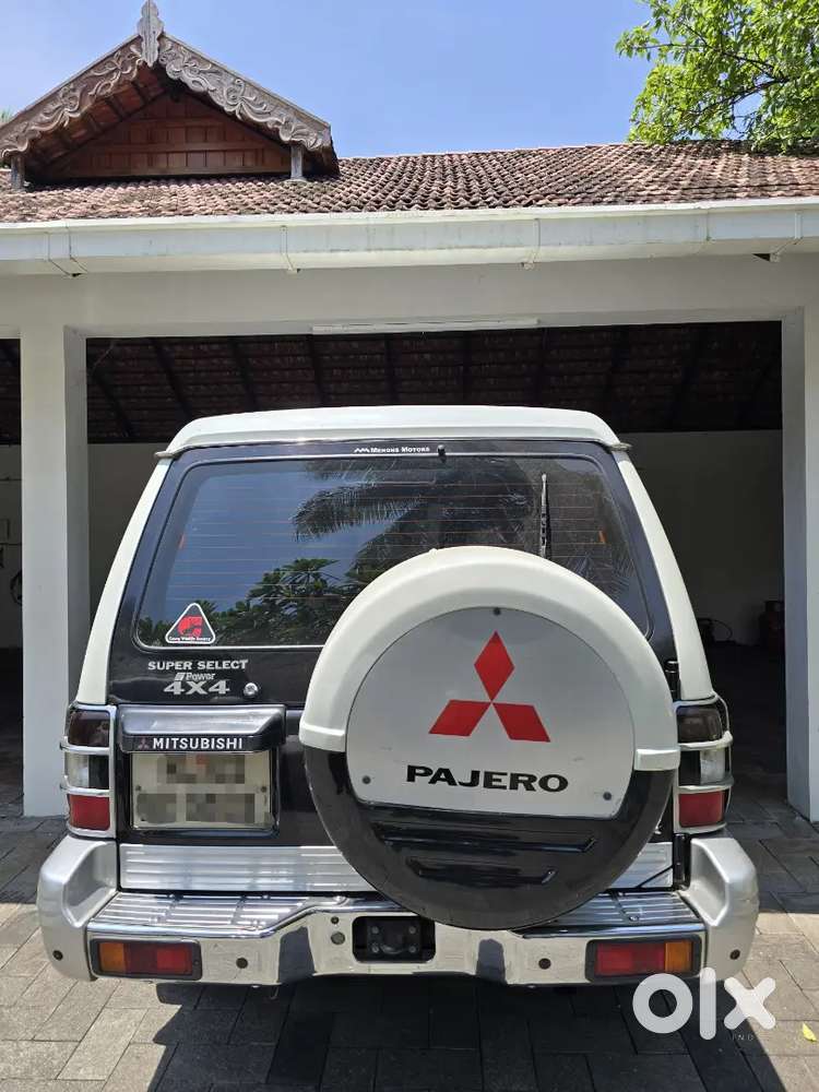 2011 Model Mitsubishi Pajero Sfx 4x4