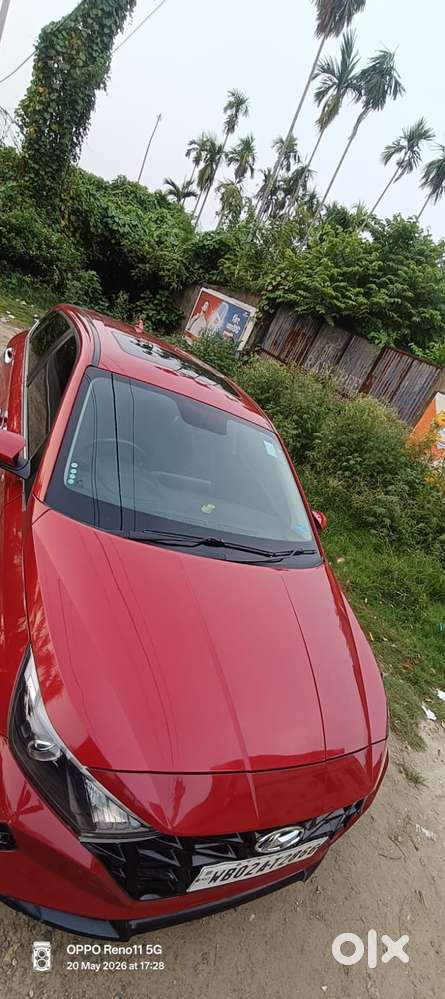 Hyundai I20 Asta (o) 1.2 Mt Dual Tone, 2022, Petrol