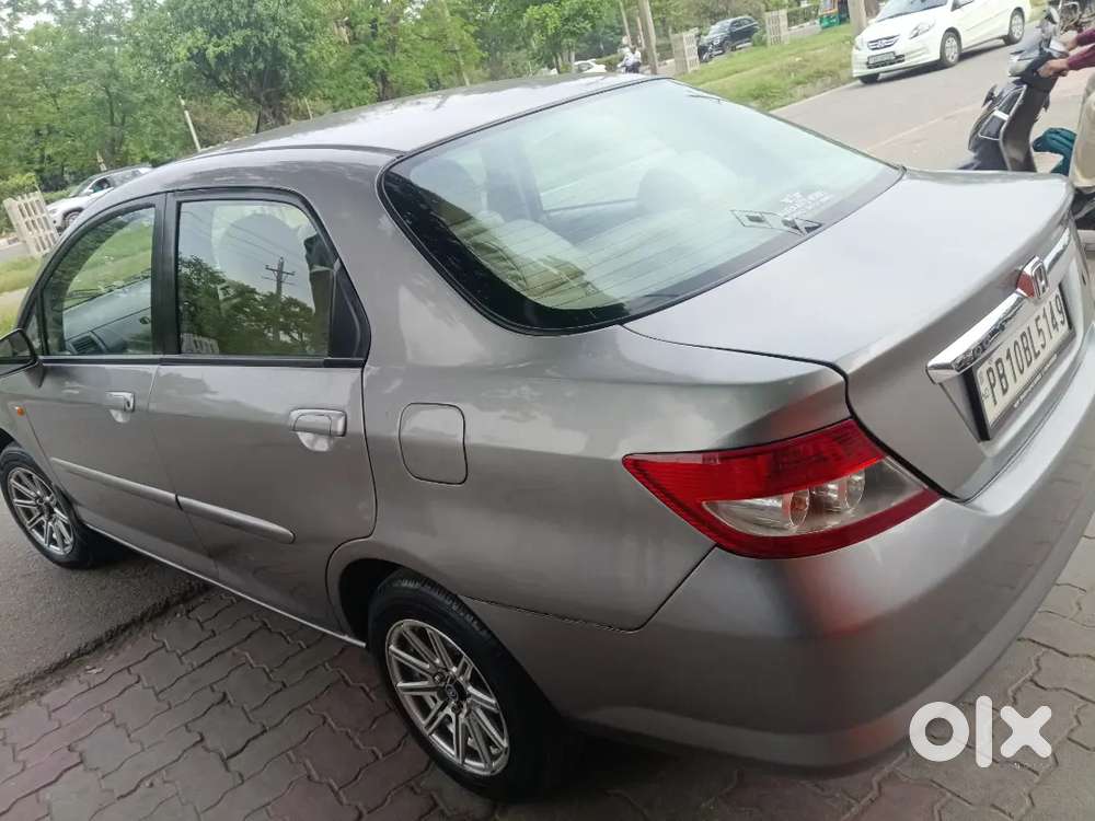 Honda City 2005 New Aloye Tyers All Good Condition Car