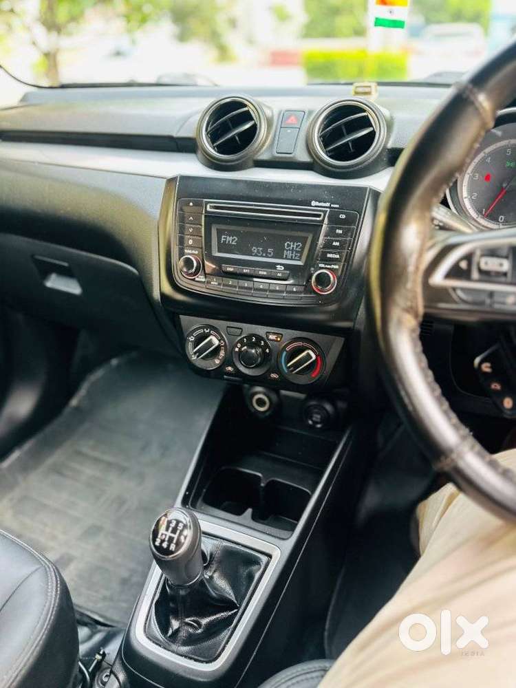 Maruti Suzuki Swift Vxi + Manual, 2018, Petrol