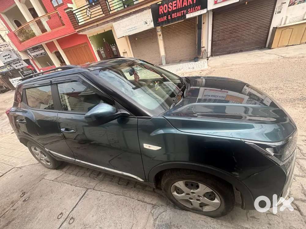 Mahindra Xuv300 Petrol 2023
