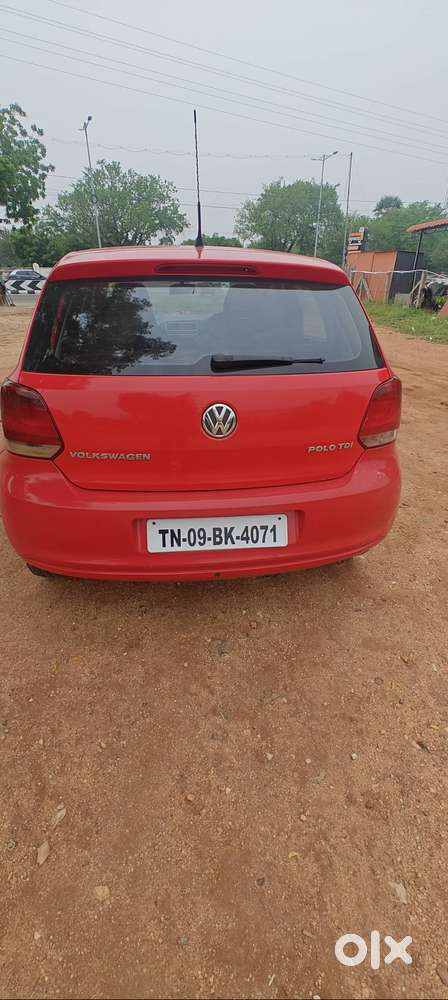 [ Urgent Sale ] - Volkswagen Polo 2011 Diesel Well Maintained