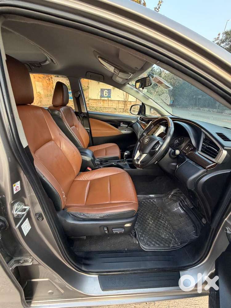 Toyota Innova Crysta 2.8 Zx At, 2016, Diesel