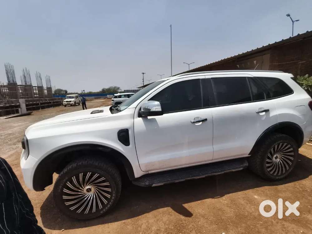 Ford Endeavour 3.2 Titanium 4x4  At