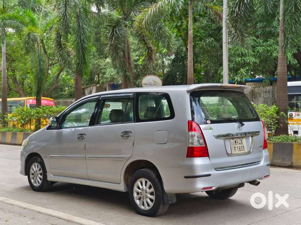 Toyota Innova 2.5 Vx (diesel) 8 Seater Bs Iv, 2013, Diesel