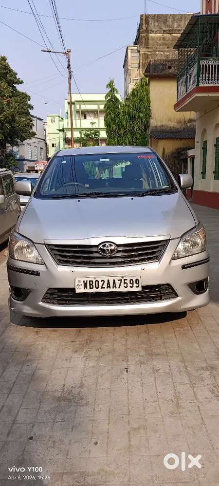 Toyota Innova 2012 Diesel 59000 Km Driven