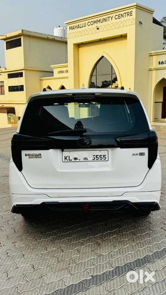 Toyota Innova Crysta 2.8z Automatic, 2018, Diesel