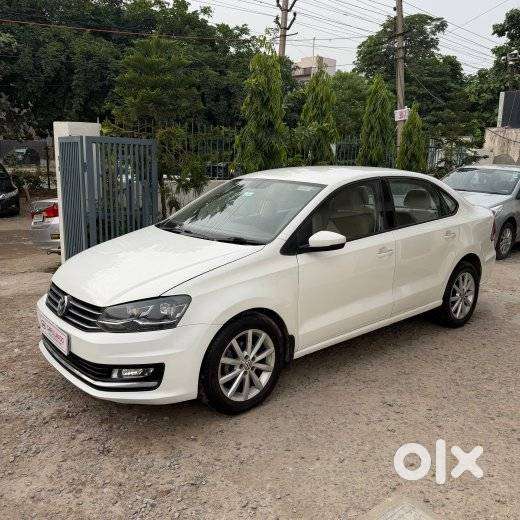 Volkswagen Vento 1.2 Tsi Highline Plus At, 2018, Petrol