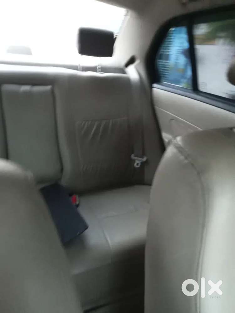 Maruti Suzuki Swift Dzire 2013