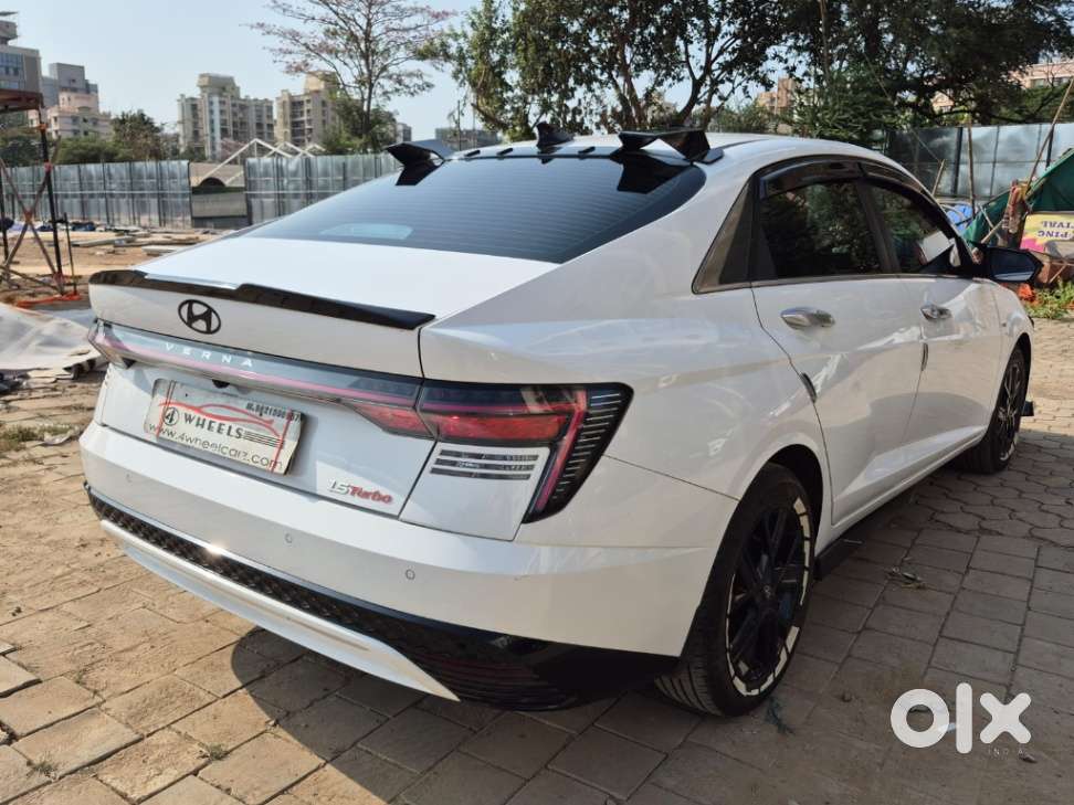 Hyundai Verna Sx (o) 1.5 Turbo Petrol Dct, 2023, Petrol