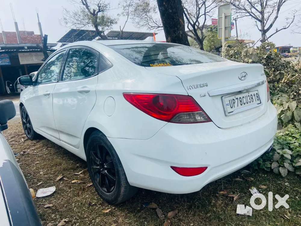Hyundai Fluidic Verna 2012